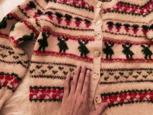 Vintage Sweater blouse