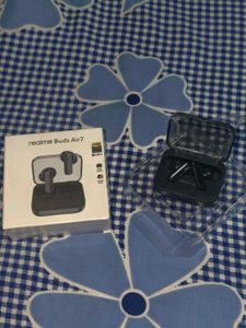 Buds Air 7 - Excellent Condition