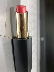 Estee Lauder Lipstick