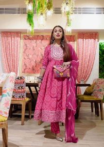 Bandhani Suit Set