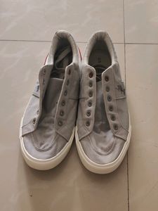 Original USPA light Grey Shoes With Colour Stain