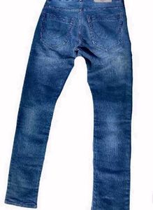 OFFER 2new Jeans