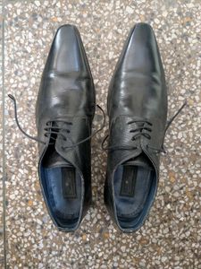 Original Louis Philippe Formal Black Leather Shoes