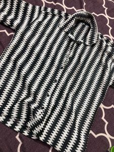 Patterned Black &amp; White Shirt