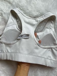 Nike Sports Bra ( Like New) Padded