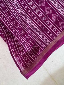 Magenta Chevron Print Cotton Linen Saree