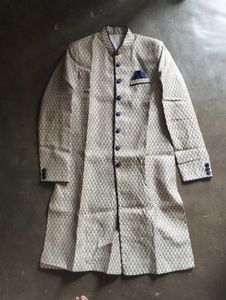 Elegant Men's Ethnic Sherwani