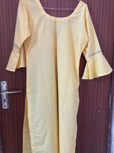 Kashmiri Embroidered Kurta Set