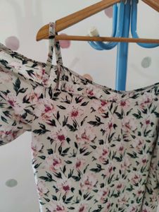 Floral Flutter Sleeve Top