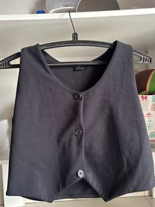 Black Vest For Workplace