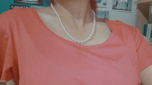 Classy Pearl Necklace