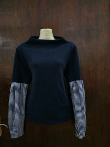 Espirit sweater