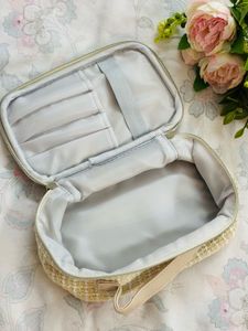 MINISO Pouch with Free Makeup Brushes