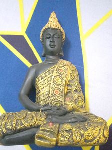 Buddha Statue