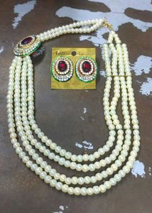 Pearl Necklace Set