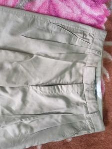 Old Money Pleated Khaki Trousers