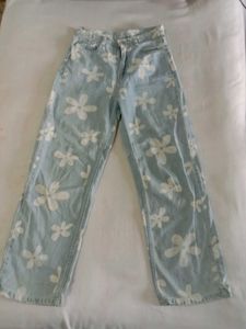 Floral Print Denim Pants.