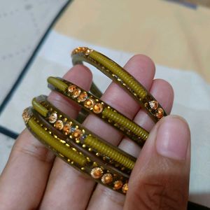 Mehndi Bangles