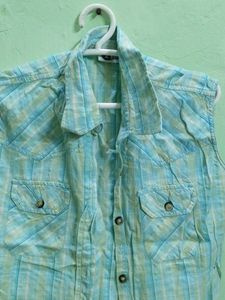 Coat Like Sleeveless Shirt