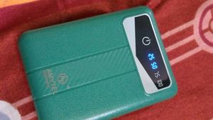 Mini Pocket Size Amytel 10000mah Battery Power 🏦