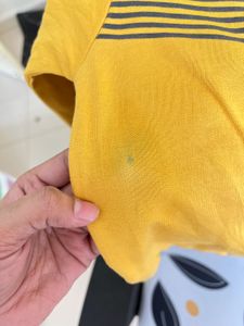 Oversized muster yellow croped sweatshirt