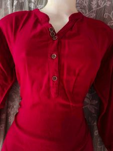 Red 3/4 Sleeve Top
