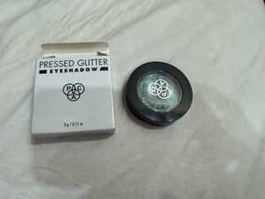 Green Glitter Eyeshadow