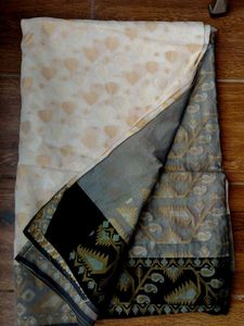Elegant Ethnic Saree Brasso With Ikkat