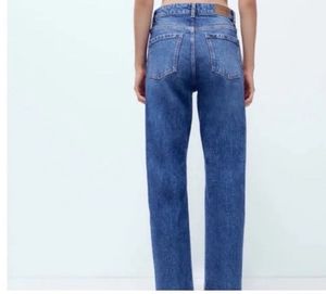 BRAND NEW Zara high Waist Straight Jeans