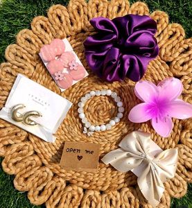 Accessory Gift Set