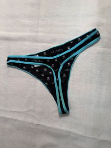 Graphic mesh thong