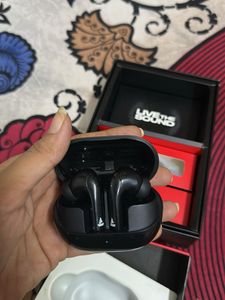 boat Primo earphones