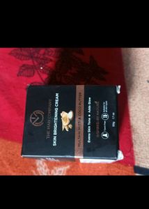 2 . St.Botanica And 1 The Man Company Cream