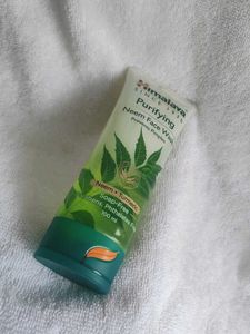 Pack Of 2 Himalaya Herbals Purifying Neem Facewash