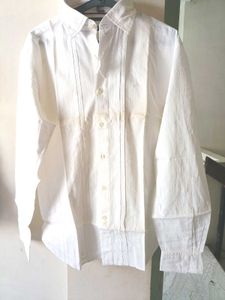 Levi&#39;s White Shirt