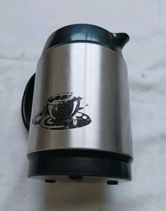 🛑Tea Kettle With 2 Breakfast Plates