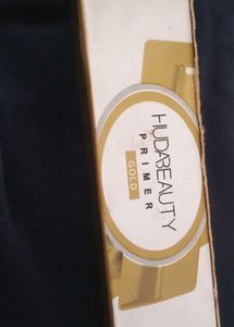 Beautiful Simmer Primer 💗.....Extra Shining Glow