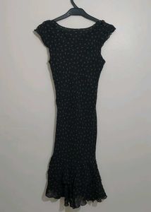 Caroll Midi Black Ruffled Dress