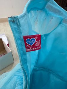 Girl&#39;s Blue Dress