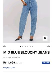 ✨ DISCOUNT ✨MID BLUE SLOUCHY JEANS