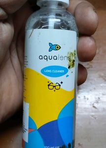 Lens cleaner