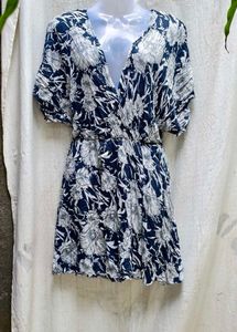 I. CUTE FLORAL DRESS