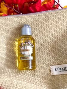 L&#39;Occitane Almond Shower Oil - Travel Size