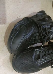 Black Sneakers