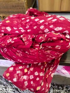 Beautiful Red Bandhani Rajasthani Safa