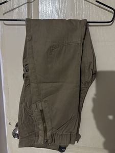 Comfortable Cargos for Travel & Leisure Wear