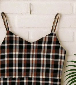 Trendy Brown &amp; Black Checkered Crop Top