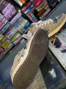 Nike -  SB Dunk Low Pro &#39;Cactus Jack