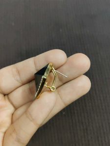 Black 3D Stone And Diamond Look Stud