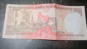 1000 Rupees Note